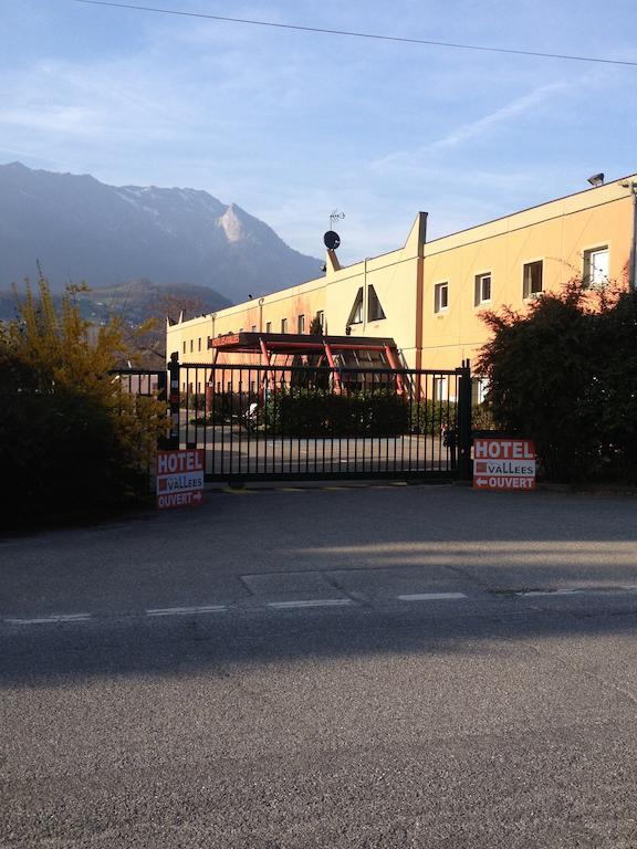 Les 4 Vallees Hotel Albertville Exterior photo