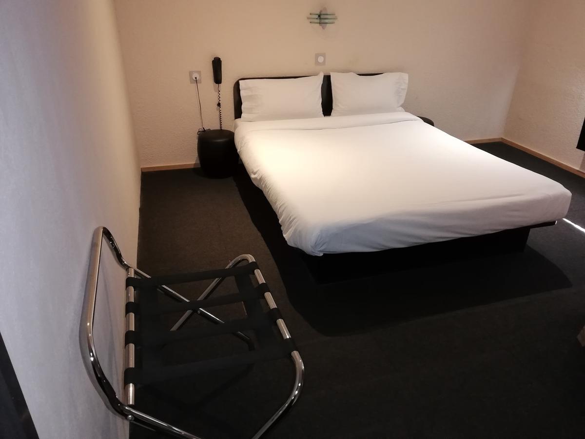 Les 4 Vallees Hotel Albertville Exterior photo